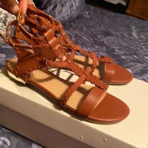 The brand is Catos a size 8